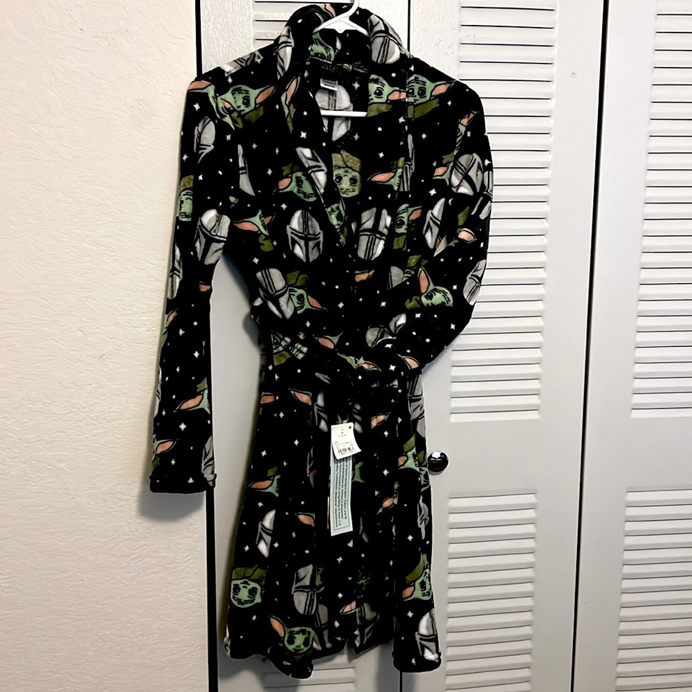 ****new with tags*** kids Star Wars Yoda bathrobe